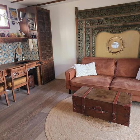 House Boat Studio With Waterfront Terrace أمستردام المظهر الخارجي الصورة